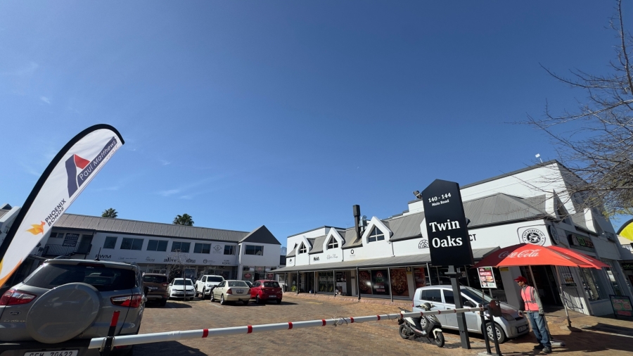 To Let Commercial Property for Rent in Somerset West Western Cape